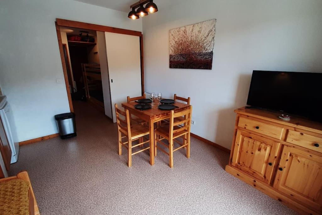Saint-Étienne-en-Dévoluy Superbe Appartement La Joue Du Loup Centre, 6 Personnes, Avec Parking Prive מראה חיצוני תמונה